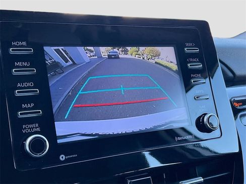 Used 2024 Toyota Camry SE image 13