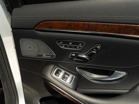 Used 2014 Mercedes-Benz S 63 AMG 4MATIC Sedan image 68
