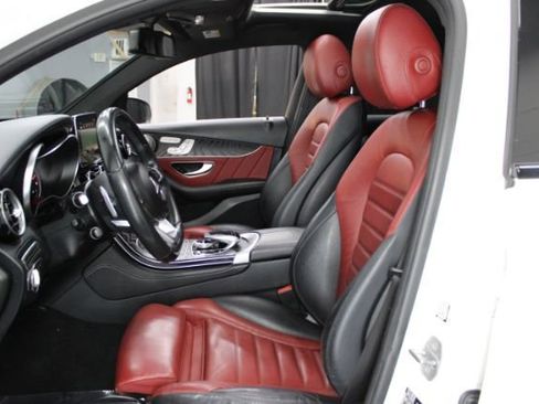 Used 2018 Mercedes-Benz GLC 300 4MATIC w/ AMG Line image 14