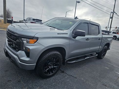 Used 2026 Chevrolet Silverado 1500 Custom w/ Turbomax Blackout Package image 4