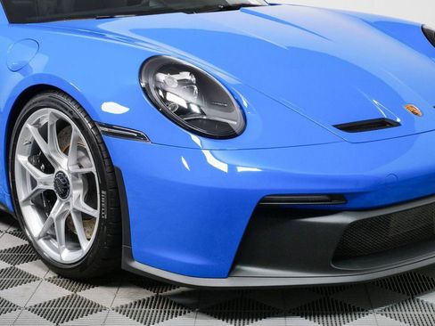 Certified 2024 Porsche 911 GT3 RWD image 31
