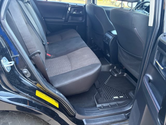 Used 2022 Toyota 4Runner TRD Off-Road AWD/4WD image 23