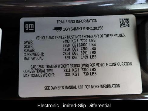 Used 2024 Cadillac Escalade ESV Premium Luxury Platinum AWD/4WD image 10