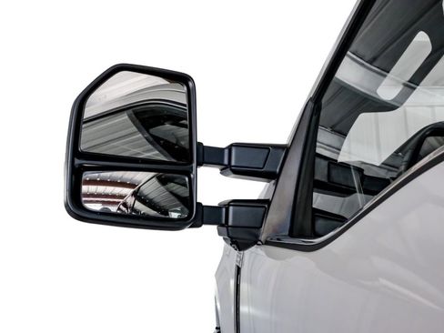 Used 2022 Ford F250 Platinum w/ FX4 Off-Road Package image 39