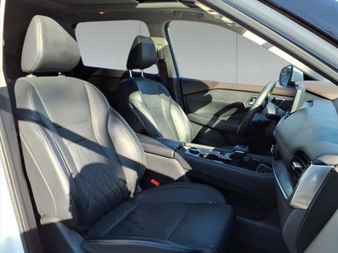 Used 2023 Nissan Rogue Platinum w/ Platinum Premium Package image 8