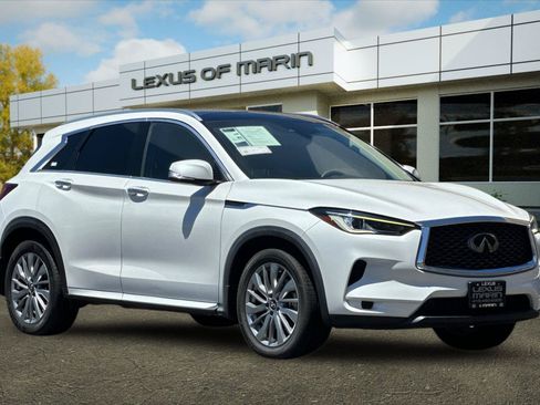 Used 2023 INFINITI QX50 Luxe FWD image 7
