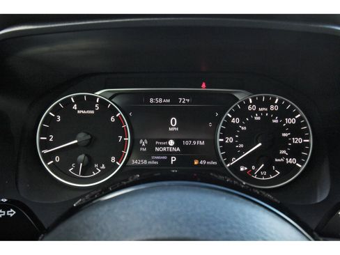 Used 2023 Nissan Rogue SV image 16