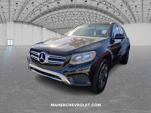 Used 2016 Mercedes-Benz GLC 300 w/ Premium Package image 3