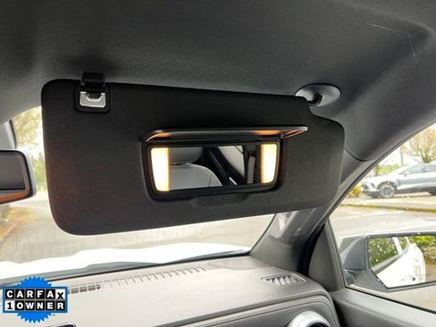 Used 2025 Chevrolet Colorado LT w/ LT Convenience Package image 26