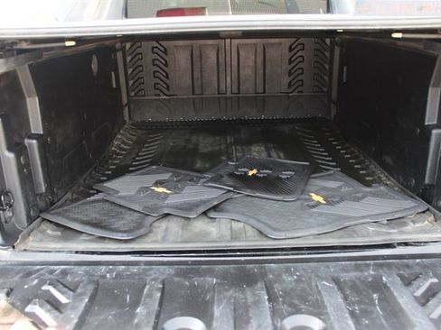 Used 2004 Chevrolet Avalanche Z71 image 34