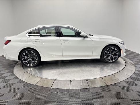 New 2026 BMW 330i xDrive Sedan w/ Parking Assistance Package image 17