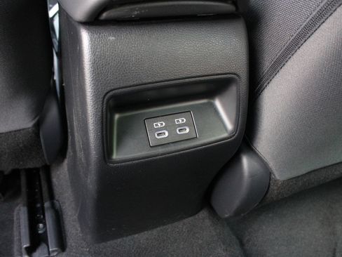 Used 2025 Toyota Corolla SE FWD image 17