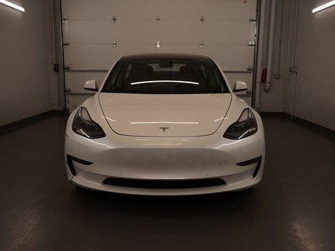 Used 2022 Tesla Model 3 Long Range AWD/4WD image 6