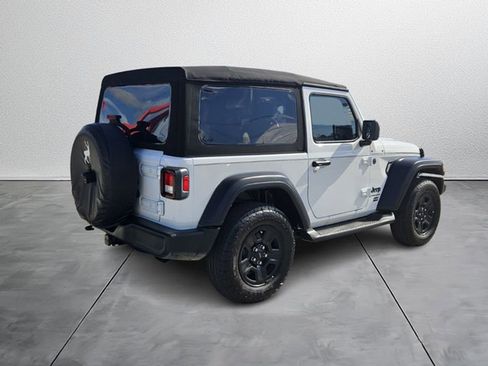 Used 2024 Jeep Wrangler Sport image 5