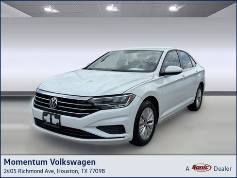 Used 2019 Volkswagen Jetta S image 1