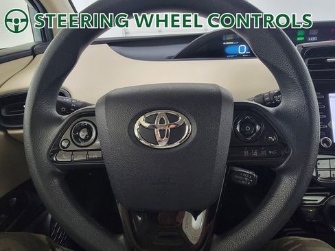 Used 2020 Toyota Prius image 18
