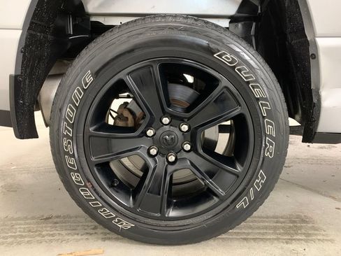 Used 2022 RAM 1500 Big Horn AWD/4WD image 10
