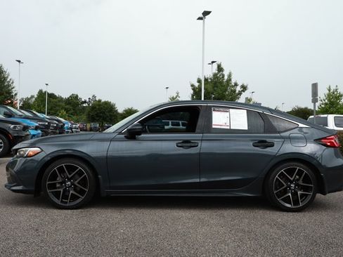 Used 2023 Honda Civic Sport Touring image 9