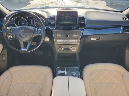 Used 2018 Mercedes-Benz GLS 550 4MATIC image 29