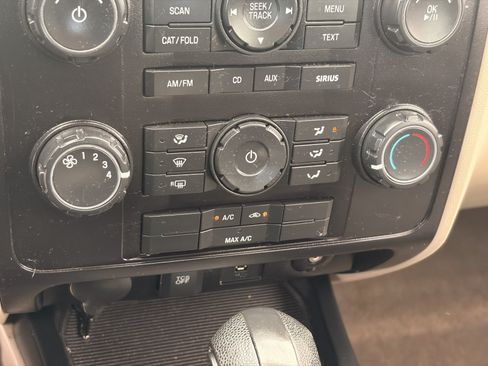 Used 2012 Ford Escape XLS FWD image 23
