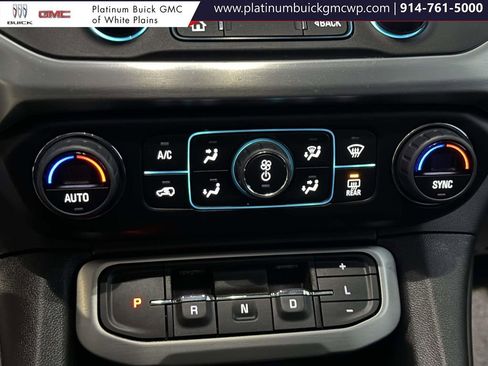 Used 2023 GMC Acadia SLT w/ Elevation Edition image 34