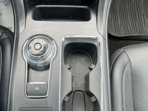 Used 2020 Ford Fusion Titanium image 20