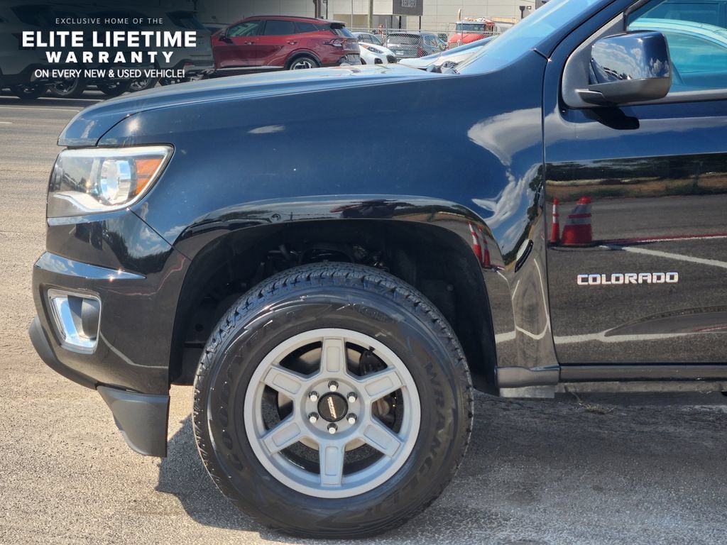 Used 2019 Chevrolet Colorado Z71 AWD/4WD image 10