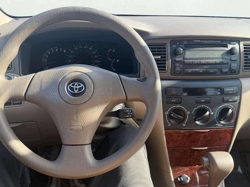 Used 2006 Toyota Corolla LE image 17