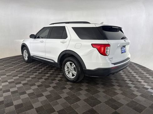 Used 2020 Ford Explorer XLT w/ Comfort Package AWD/4WD image 10