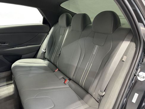 Used 2024 Hyundai Elantra SEL FWD image 27