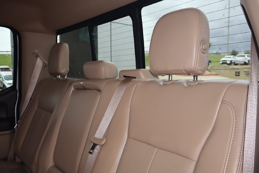 Used 2019 Ford F150 Lariat w/ Equipment Group 502A Luxury AWD/4WD image 38