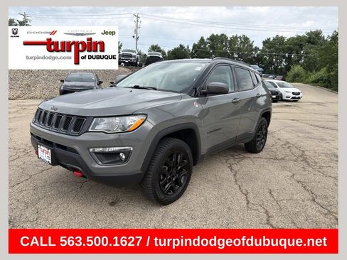 Used 2020 Jeep Compass Trailhawk w/ Cold Weather Group AWD/4WD image 1