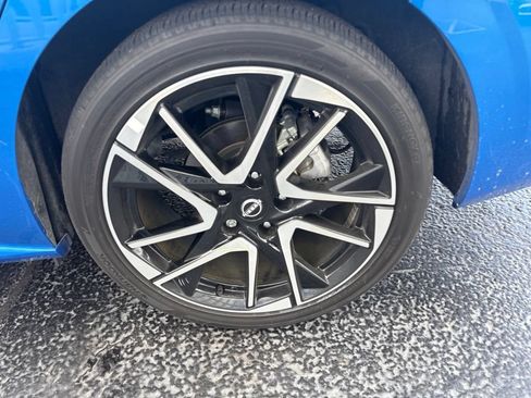 Certified 2024 Nissan Sentra SR FWD image 10