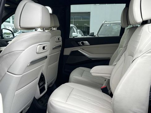 New 2026 BMW X7 xDrive40i w/ Executive Package image 15