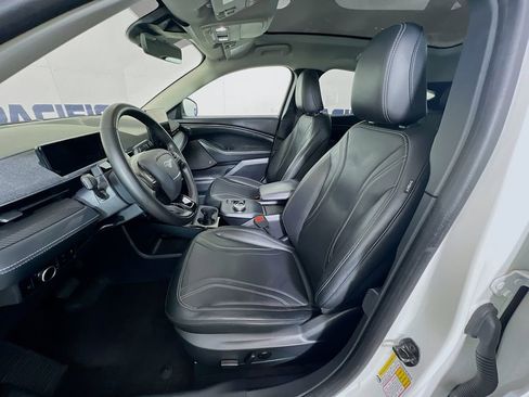 Used 2024 Ford Mustang Mach-E Premium image 11