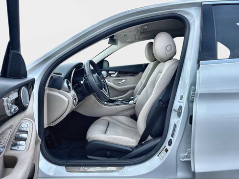 Used 2021 Mercedes-Benz C 300 Sedan image 10