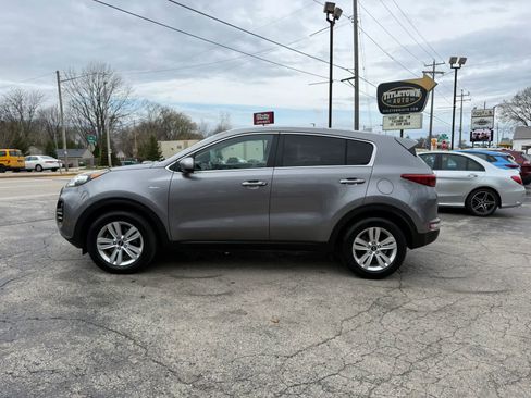 Used 2017 Kia Sportage LX AWD/4WD image 2