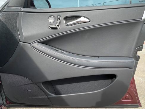 Used 2007 Mercedes-Benz CLS 550 image 33