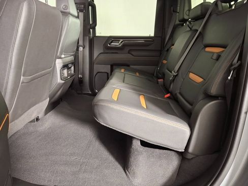 Used 2024 GMC Sierra 2500 AT4 w/ AT4 Premium Plus Package image 31