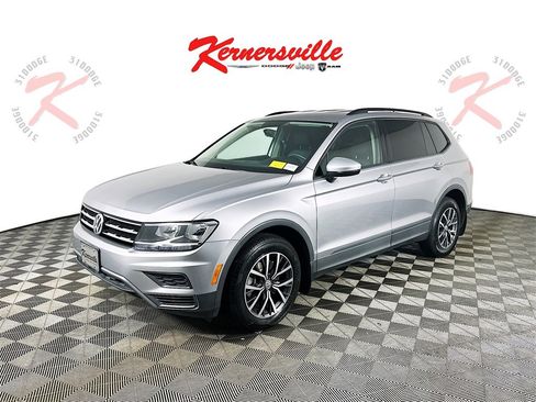 Used 2021 Volkswagen Tiguan S image 3