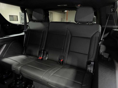 Used 2023 Chevrolet Tahoe Z71 AWD/4WD image 18