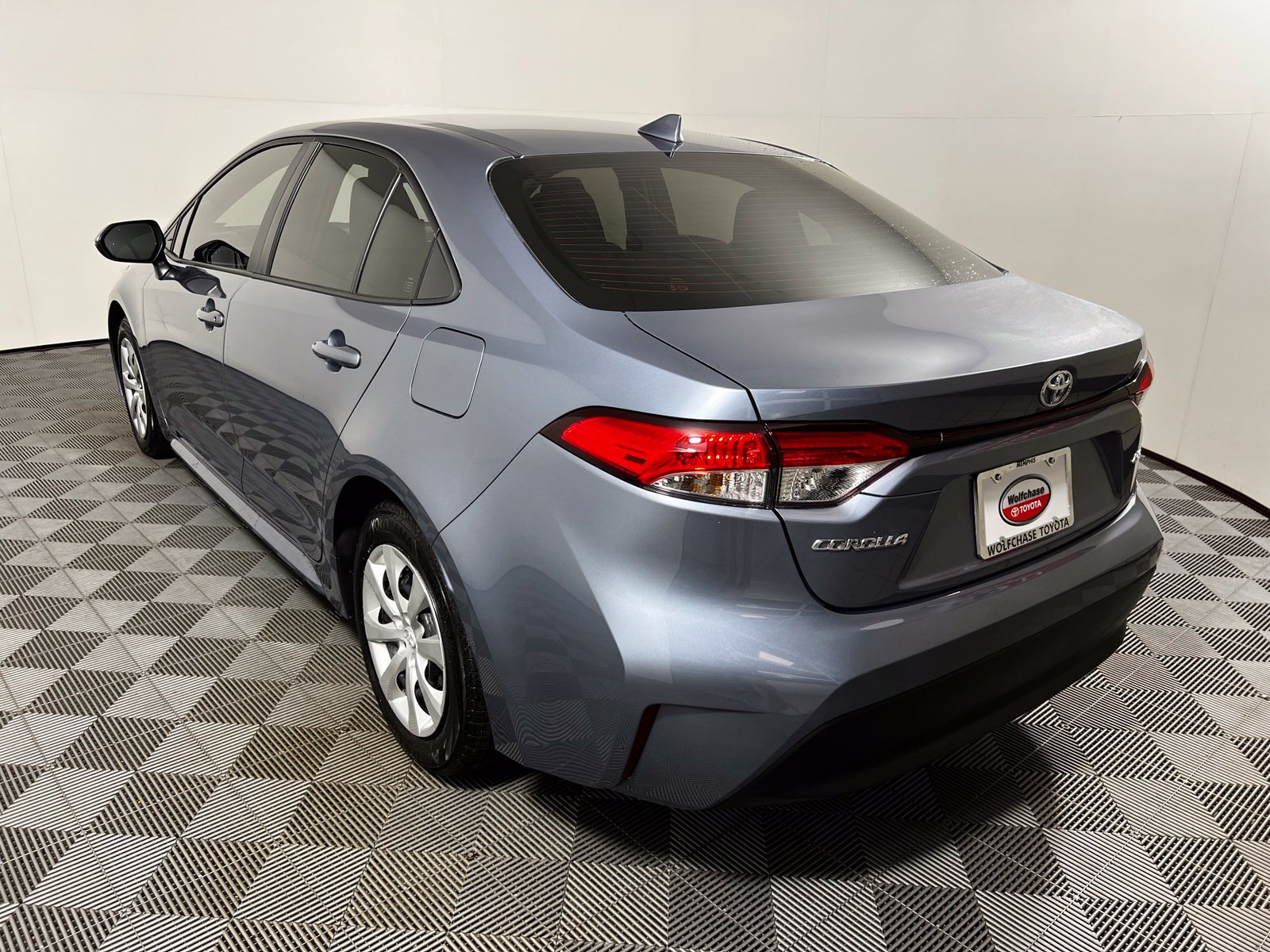 Used 2026 Toyota Corolla LE FWD image 7