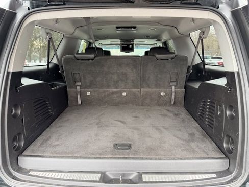 Used 2016 Chevrolet Suburban LT image 29