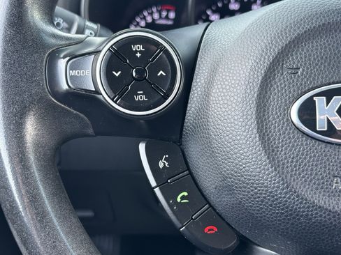 Used 2019 Kia Soul image 25