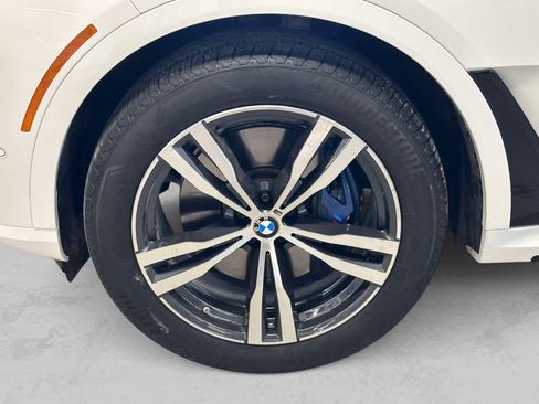 Used 2024 BMW X7 xDrive40i w/ Executive Package AWD/4WD image 9