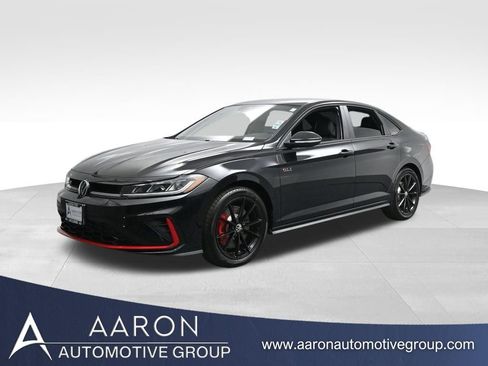 Used 2025 Volkswagen Jetta GLI Autobahn w/ GLI Black Package image 1