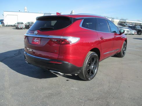 Certified 2023 Buick Enclave Essence w/ Experience Buick Package image 4