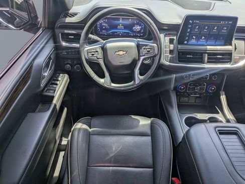 Used 2023 Chevrolet Tahoe Premier AWD/4WD image 17