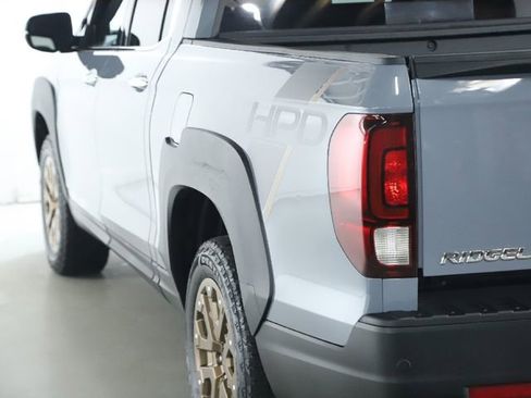 Used 2023 Honda Ridgeline RTL-E image 14