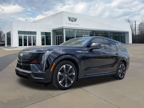 Certified 2026 Cadillac Escalade IQL Sport 1 w/ LPO, Floor Liner Package AWD/4WD image 3